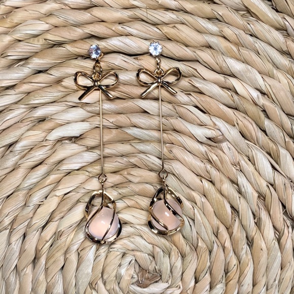 NEW 18K Gold Plated 925, Elegant Caged White Tiger’s Eye, Bow Drop Earrings - Picture 9 of 9